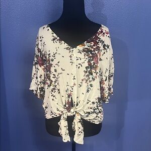 Luq Rhee Tie Front Top